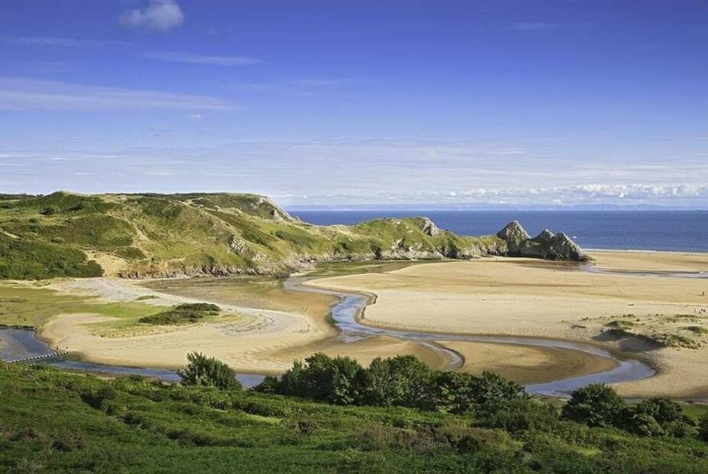 Windy Hill, chalet rental accommodation, Pennard, Gower, Swansea - Three Cliffs